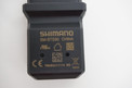Shimano SM-BTE60 adapteri akun ja laturin väliin