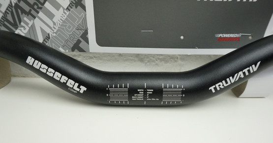 TRUVATIV Riser Bar Hussefelt Comp 700mm/40mm/31,8mm matta musta 