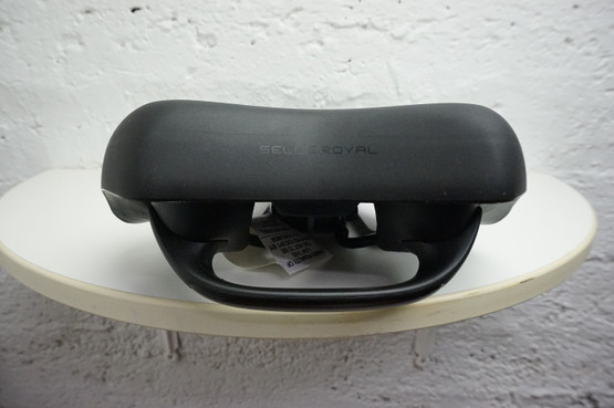 Selle Royal Unitech Orbis Cruiser leveä mukavuussatula 250x230mm