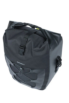Basil Navigator Waterproof L 25-31l vedenpitävä sivulaukku yleismallin kiinnityksellä