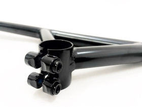 Tempi Bullmoose Bar 780mm / 31,8mm /22,2mm ohjaustanko integroidulla stemmillä