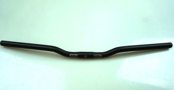 Kalloy Uno Riser Bar 660mm / 25,4mm / 22,2mm ohjaustanko