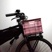 Basil Crate S 17,5l tavarakori pyörään AVS-yhteensopivalla adapterilla