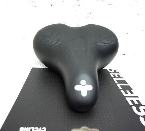 Wittkop Selle Esse Via Reflex Gel, ergonominen satula vakio- ja retkipyörään