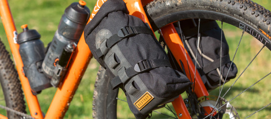 Restrap Fork Bag 5l etuhaarukkalaukku