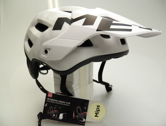 MET Roam MIPS - maastopyöräilykypärä, valkoinen, kaksi kokoa