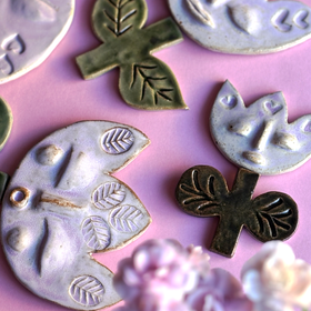 D. Kukkia äidille! su 12.4.