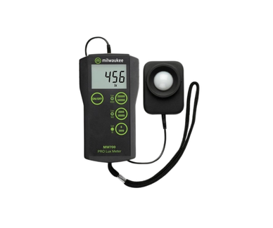 Milwaukee MW700 Luxmittari