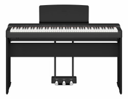 YAMAHA P225BK Digitaalipiano