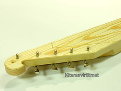 Kantele - 5-strängad traditionell, rödbrun med gitarr stämmekanism