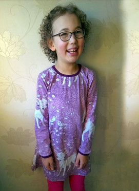 Pitkähihainen tunika, useita värejä/kuoseja