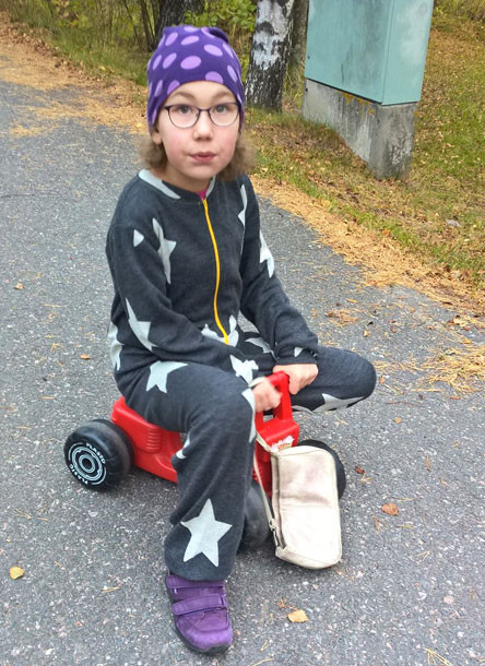 Merinovillahaalari, eri värejä