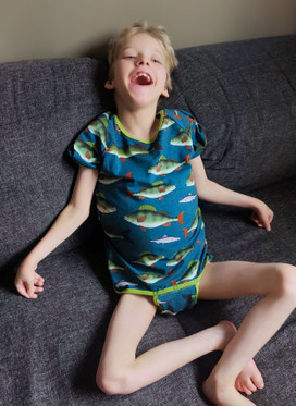 TarmoKoo, body, lyhythihainen 