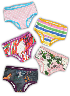 Pikkuhousut, useita värejä/kuoseja