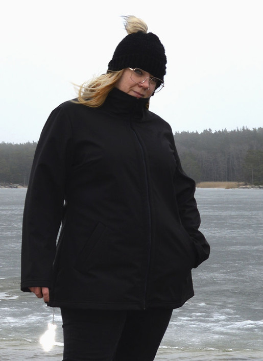 Softshell-takki, lyhyt helma, musta