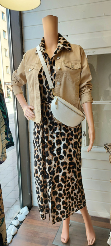 Leopard mekko