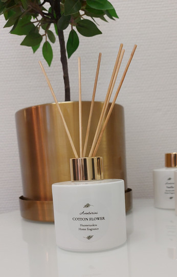 Huonetuoksu Cotton Flower  125 ml  