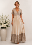 Romanttinen  maximekko  beige