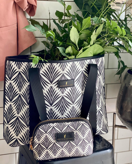 Laukku Danica Phoenix Palm musta /valkoinen