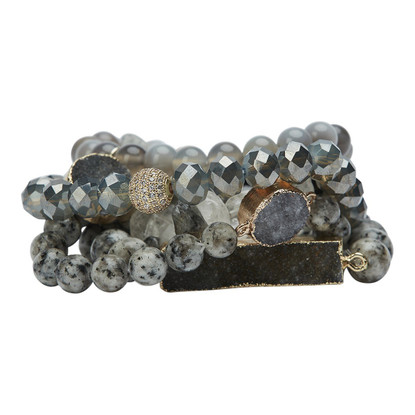 Rannekoru Amanda, harmaa