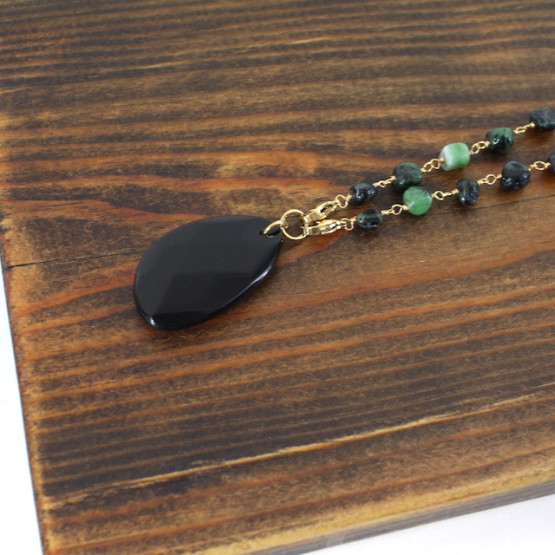 Jolia kaulakoru , ruostumaton teräs, musta/ vihreä