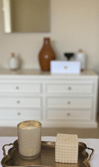 Aventuriini Valkeat Kuplat -kynttilä  2 sydänlankaa