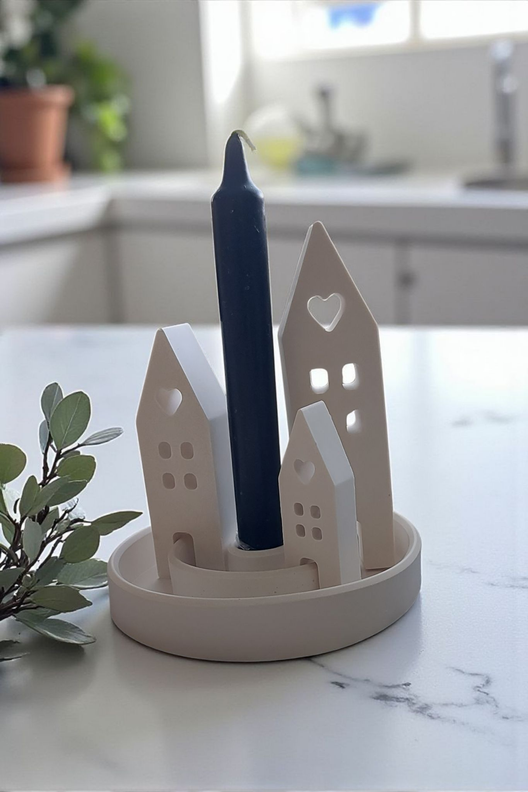 Kynttiläalusta ja 3 talon setti