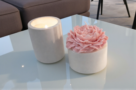 Pionikukkakynttilä – kaunis sisustuksen katseenvangitsija