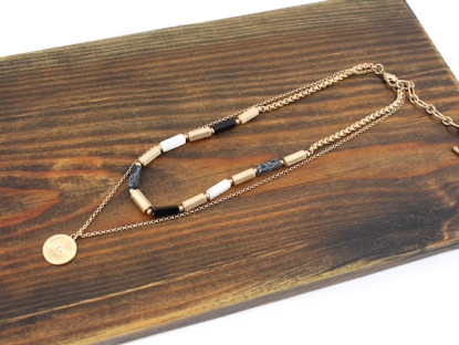 Tube Beads kaulakoru, musta