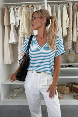 Viskoosi t-paita – kevyt ja tyylikäs arkeen sininen