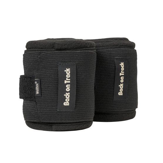 Treenipintelit, patjat ja pinteli samassa 