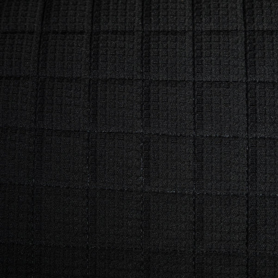 Back on Track Estesatulahuopa No.3, musta