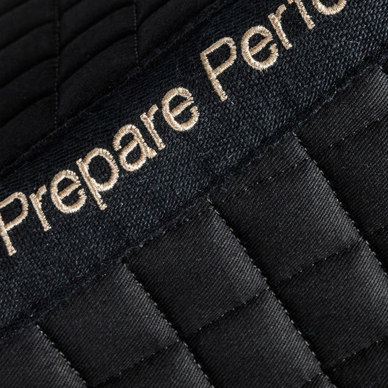 Back on Track Koulusatulahuopa No.3, musta