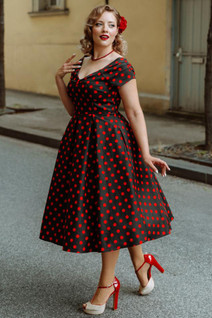 Lily Black Red Polka Dot-mekko