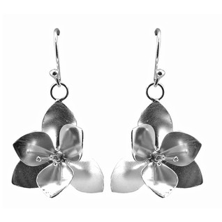 Magic Silver Trillium-korvakorut, hopeaa