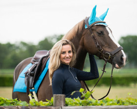 Korvahuppu Color shet eri värejä