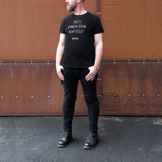 T-paita Mieti ennen kuin ajattelet