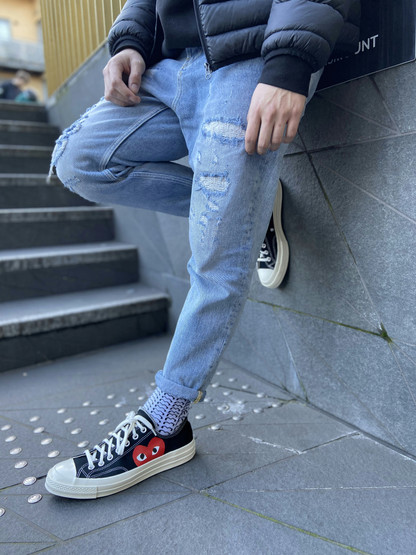 Essential Slim Jeans