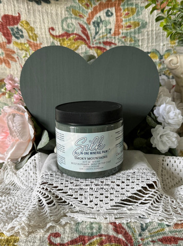 Huonekalumaali Dixie Belle Paint Silk Paint Smoky Mountains - Vuorijononvihreä
