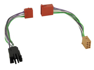 Quadlock kaiutinadapteri ISO-liittimillä