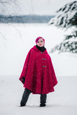 Hupullinen viitta Vilukko, punainen 