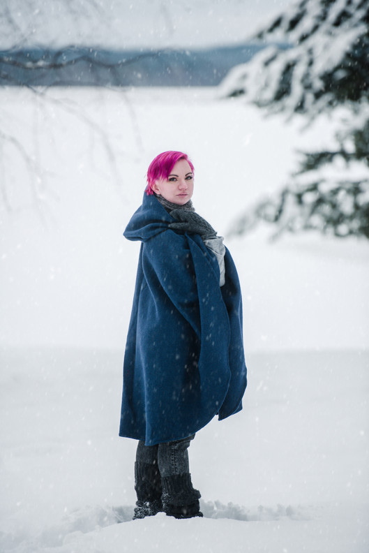 Hupullinen viitta Vilukko, sininen