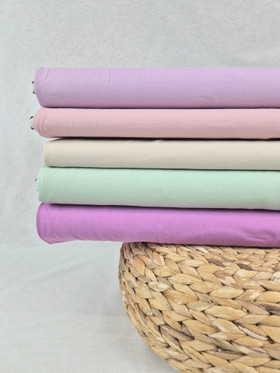 YKSIVÄRINEN TRIKOO GOTS - VIIKKARI