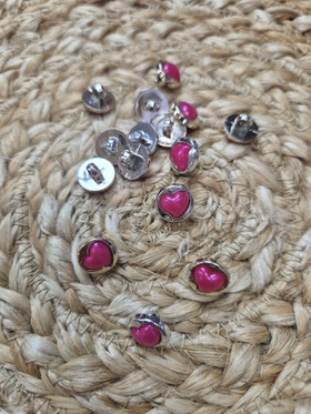 KANNALLINEN NAPPI: SYDÄN - KIILTÄVÄ 10MM