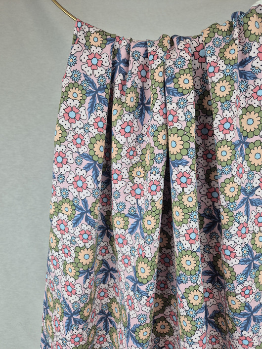 KUDOTTU VISKOOSI - FLOWERY LIGHT PINK