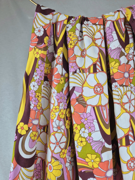 KUDOTTU VISKOOSI - RETRO RUSKEA-PINKKI