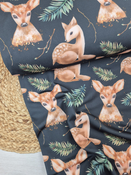 VERKKARI DEERS AND TWIGS