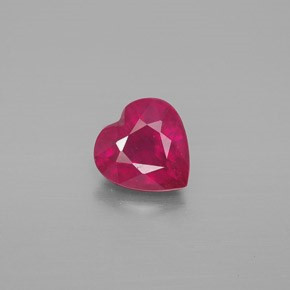 (431) Rubiini sydän  1,6ct VS