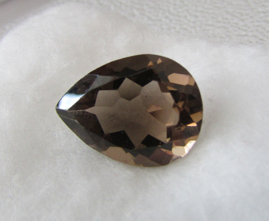 15ct  luonnollinen savukvartsi pisara hionta