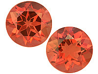 Kirkas oranssi Andesiini jalokivipari 5,6mm